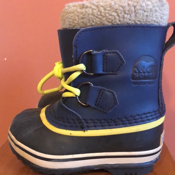 Kids Sorel!! - Picture 2 of 6